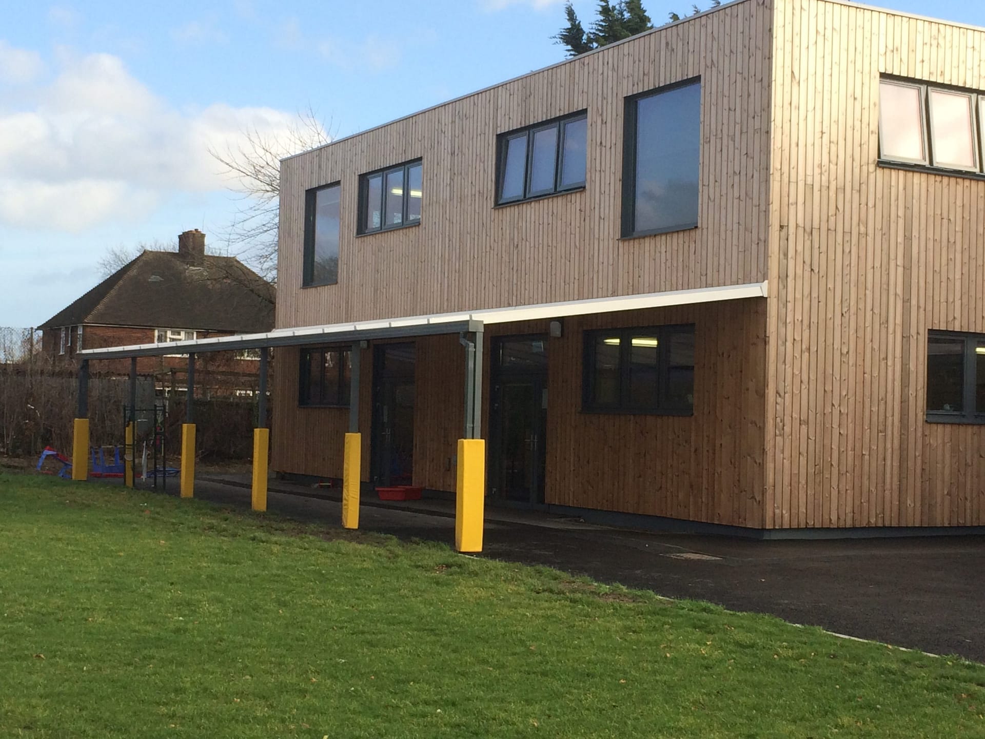 Roding Primary School, Dagenham - 2nd Wall Mounted Canopy - Able Canopies